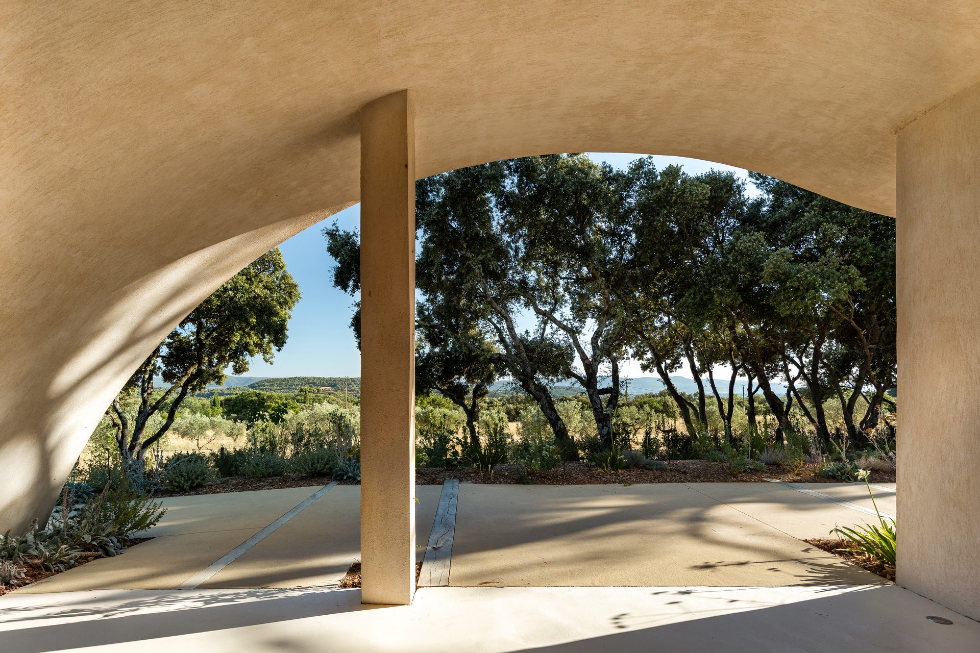 Vue depuis l'arche — Maison Debouzy